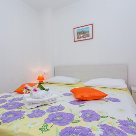 Apartments Grepo Sljeme Makarska Ruang foto