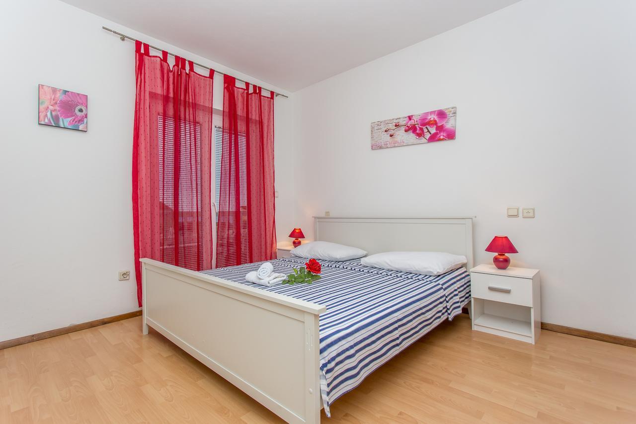 Apartments Grepo Sljeme Makarska Bagian luar foto