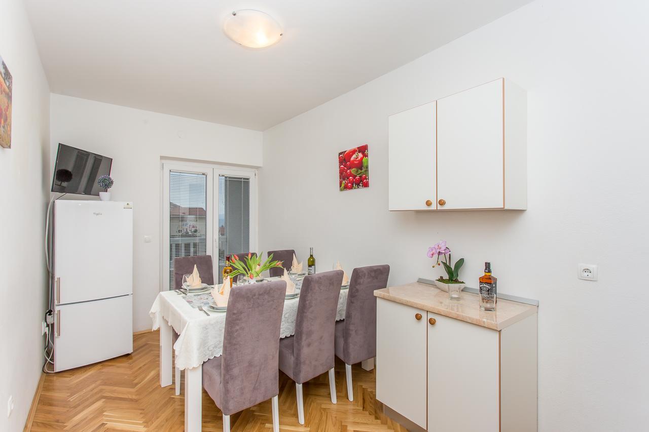 Apartments Grepo Sljeme Makarska Ruang foto