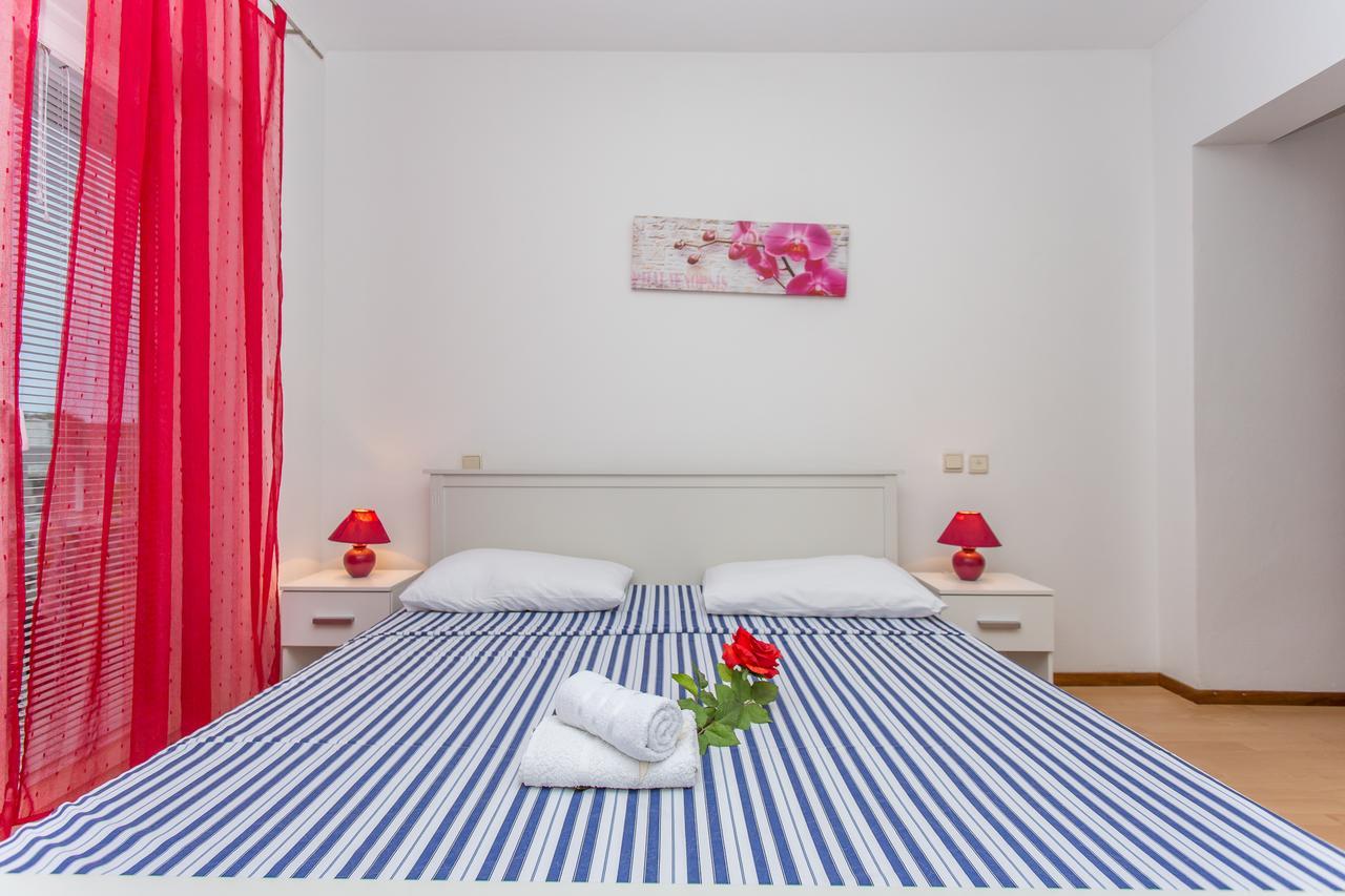 Apartments Grepo Sljeme Makarska Bagian luar foto